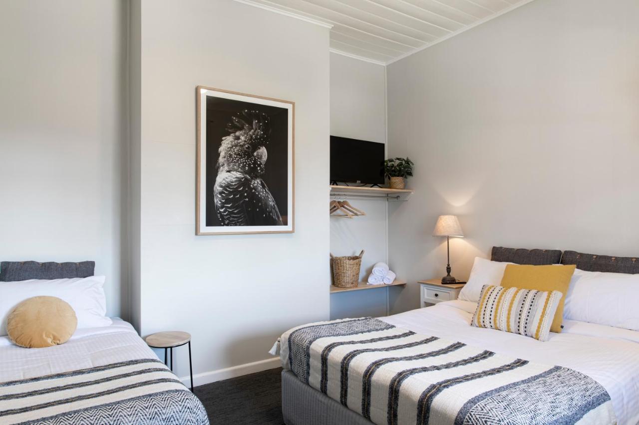 Robertson Public House And Kitchen Hotell Exteriör bild