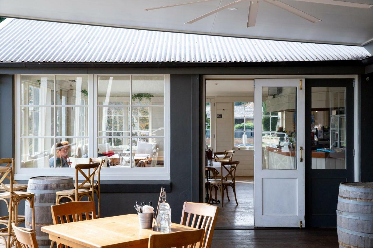 Robertson Public House And Kitchen Hotell Exteriör bild